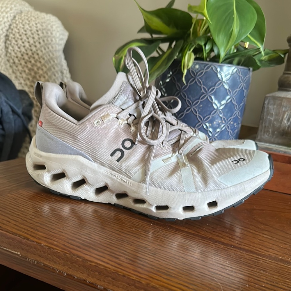 On Running Women's Cream Athletic Shoes